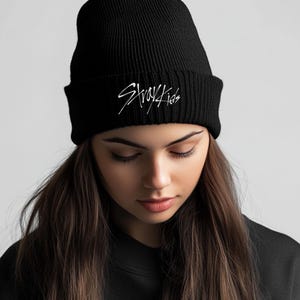 STRAY KIDS Knit Embroidered Beanie, Stray Kids Fan Merch, Stray Kids Stay, Kpop Streetwear, Stray Kids Cozy Warm Winter Beanie