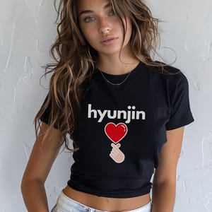 Stray Kids &#39;HYUNJIN&#39; Womens Baby Crop Tee, Perfect for Concerts and Festivals, Kpop Fan Merchandise, Hyunjin Bias Crop, Stray Kids Tshirt