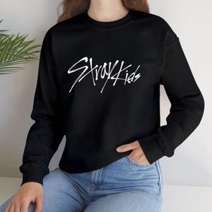 STRAY KIDS Embroidered Sweatshirt, Festival Attire, Stray Kids Fan Merch, Kpop Stray Kids, Kpop Streetwear, Unique Stray Kids Sweatshirt