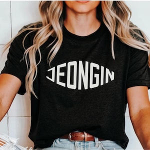 Stray Kids &#39;JEONGIN&#39; T-Shirt, Stray Kids Fan Merch, I.N. Bias Graphic Tee, Perfect for Kpop Fans, Unique Stray Kids T-shirt Gifts