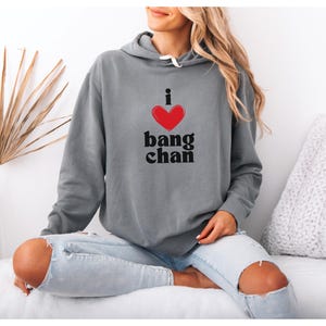 STRAY KIDS &#39;I Heart Bang Chan&#39; Lightweight Hooded Sweatshirt, K-Pop Fan Gift, Streetwear, Casual Wear, Kpop Fan Merch, Bang Chan Hoodie