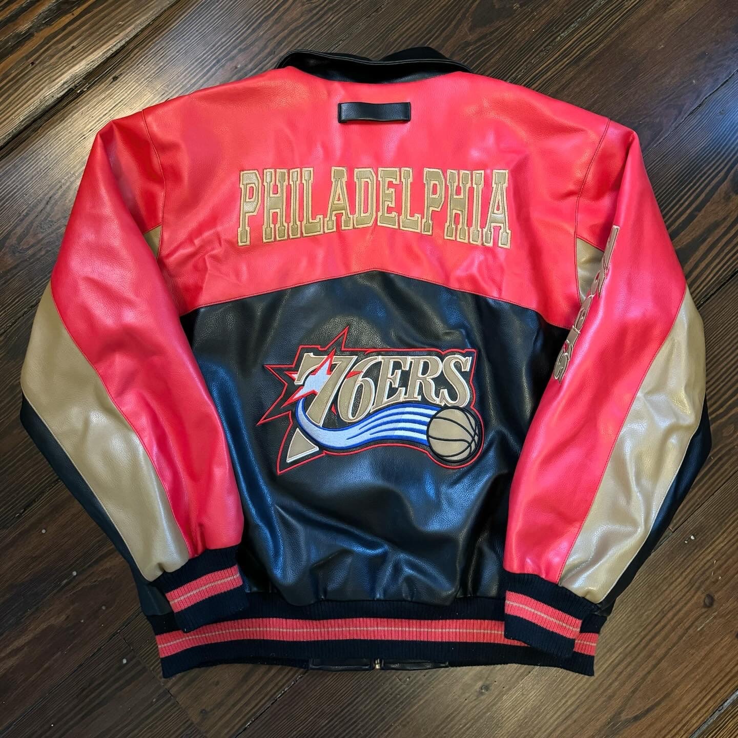 Vintage 90's Philadelphia 76ers Leather Jacket (size L) - Etsy Vintage 90's Philadelphia 76ers Leather Jacket (size L) - Etsy