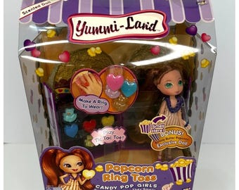 2006 Yummi-Land Candy Pop Girls Doll: Popcorn Ring Toss Scented Doll MGA New OS