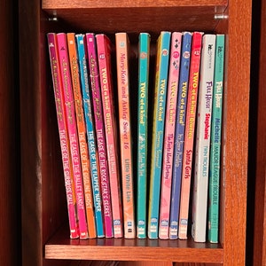 Full House | 2 of a Kind | Mary Kate Ashley | 90s Books | Michelle Stephanie Vintage