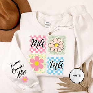 Custom Mama Sweatshirt, Mom Shirt With Names, Personalized Mama T-shirt, Custom Mama Shirt, Mother&#39;s Day Shirt, Mama With Children Names Tee
