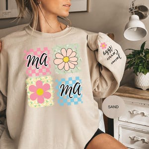Custom Mama Sweatshirt, Mom Shirt With Names, Personalized Mama T-shirt, Custom Mama Shirt, Mother&#39;s Day Shirt, Mama With Children Names Tee