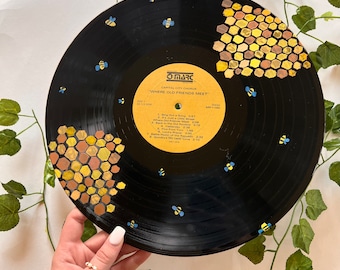 Minding My Bees-ness