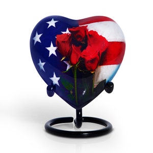 Patriotic Remembrance Small American Flag Heart Shape Cremation Urns for Ashes, Urns for Human Ashes,Urns for Human, Adult Urns for Funeral