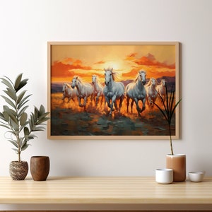 Sieben Pferde Gemälde, 7 weiße laufende Pferde, Digitaldruck, Pferd im Galopp an Land, Pferde im Lauf der aufgehenden Sonne, Lucky Vaastu Feng Shui Kunst