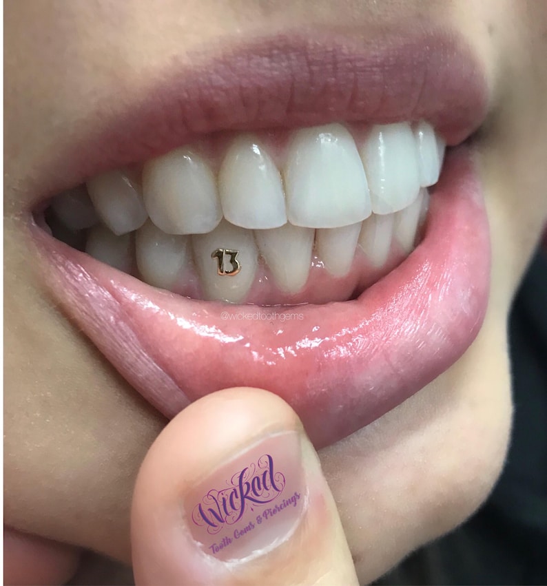 Lucky 13 tooth gem