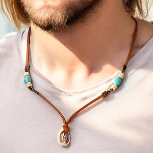 Mens Turquoise Beaded Boho Cowrie Shell Necklace - Men&#39;s Leather Choker, Surfer Style Beach Men Jewelry, Dainty Minimalist Men Necklace Gift