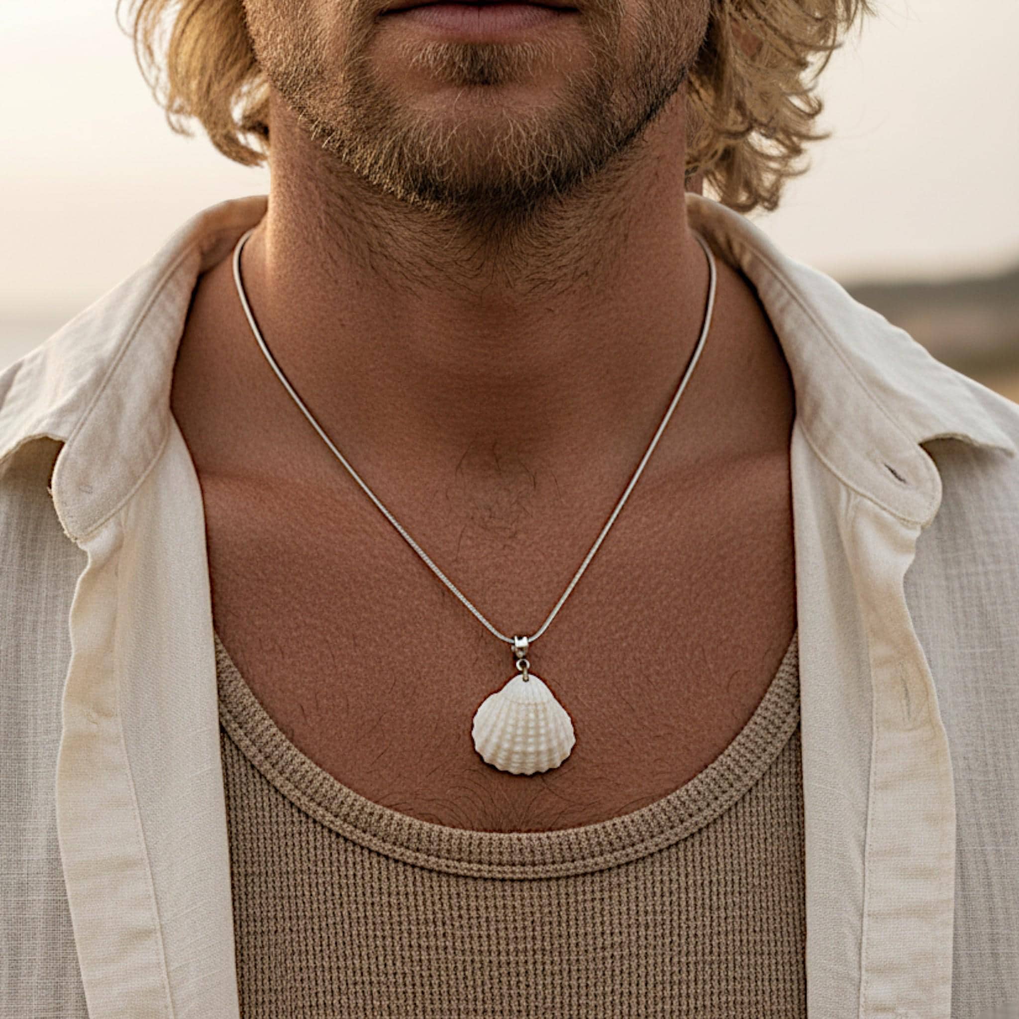 メンズ 貝殻ネックレス 天然貝ペンダント ステンレススチールチェーン