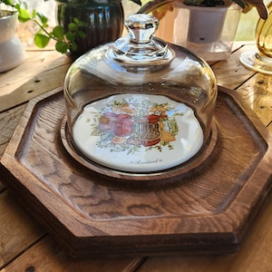 Vintage Goodwood teak cheeseboard