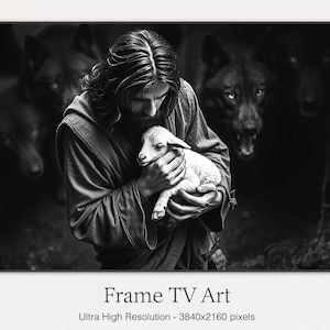 Puede incluir: Una fotografía en blanco y negro de un hombre sosteniendo un cordero blanco en sus brazos. El hombre está rodeado de un grupo de perros, todos los cuales están desenfocados.