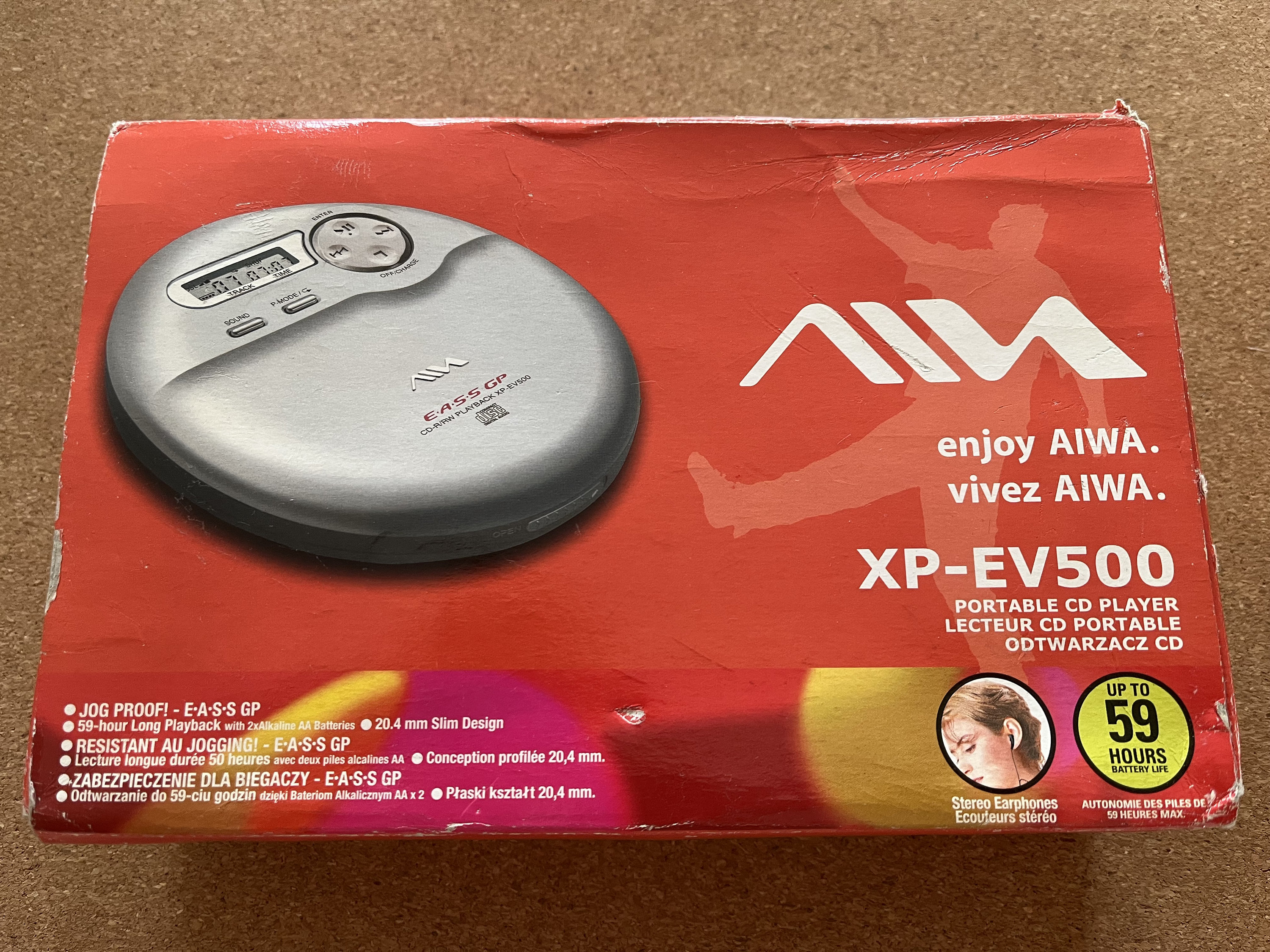 【CD39枚セット＋aiwa XP-20】メタル系CD &ポータブルプレーヤー Amazon.com: Aiwa XP-SP911 Portable CD Player with Electronic Anti