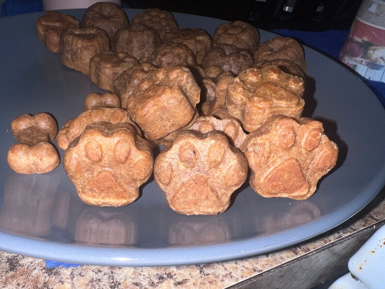 Homemade Peanut Butter Dog Paw Treats Etsy
