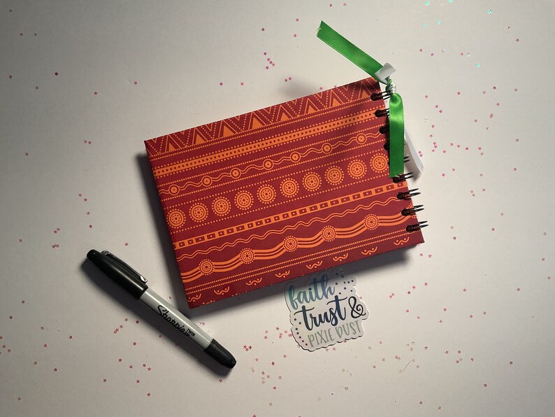 Maui Disney Personalized Autograph Book Scrapbook Photo Book 30 Pages