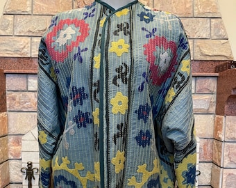 Vintage suzani Kaftan with antique silk - Asian ethnic jacket