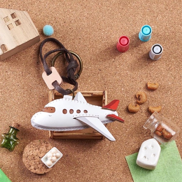 Airplane Leather Bag Charm, Unique Bag Charm, Cute Key Chain, Handmade Bag Charm, Keychain Gift, Purse Charm Keychain, Travel Collection