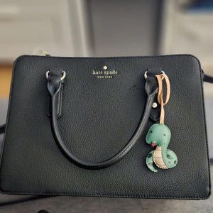 Dije para bolso para amantes del medio ambiente, dije para entusiastas del medio ambiente, dije para bolso de cuero vegano de microfibra, dije para bolso único, regalo para ella
