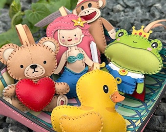 Portachiavi con personaggio dei cartoni animati – Portachiavi unico in ecopelle, accessorio retrò per borsa, idea regalo