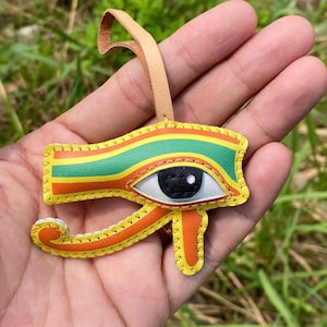 Charm de sac oeil d&#39;Horus, breloque de sac unique, breloque de sac croix, breloque porte-clés, cadeau pour elle