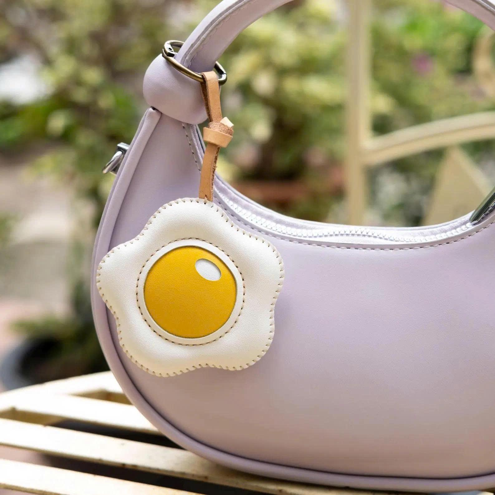 モカポットバッグチャーム：ヴィーガンレザーフードキーホルダー