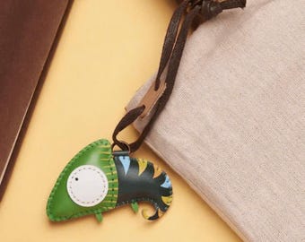 カメレオンバッグチャーム、マイクロファイバーレザーバッグチャーム、ユニークなバッグチャーム、かわいいキーチェーン、ハンドメイドバッグチャーム、キーチェーンギフト、動物キーチェーン