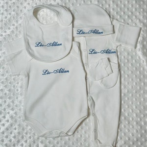 Set de Naissance Brodé - Douceur Personnalisée pour Bébé