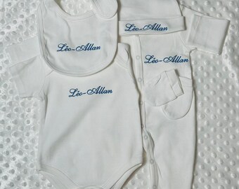 Embroidered Birth Set - Personalized Softness for Baby