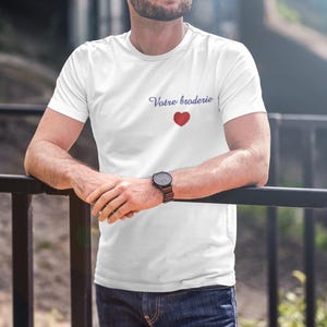 T-shirt Unisex Personnalisé Brodé : Exprimez Votre Style Unique avec des Mots
