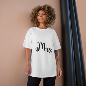 Mrs Shirt, Honeymoon Shirt For Couples, Just Married Announcement Shirt, Wedding Party And Engagement Gifts For Couple, Just Married Shirt