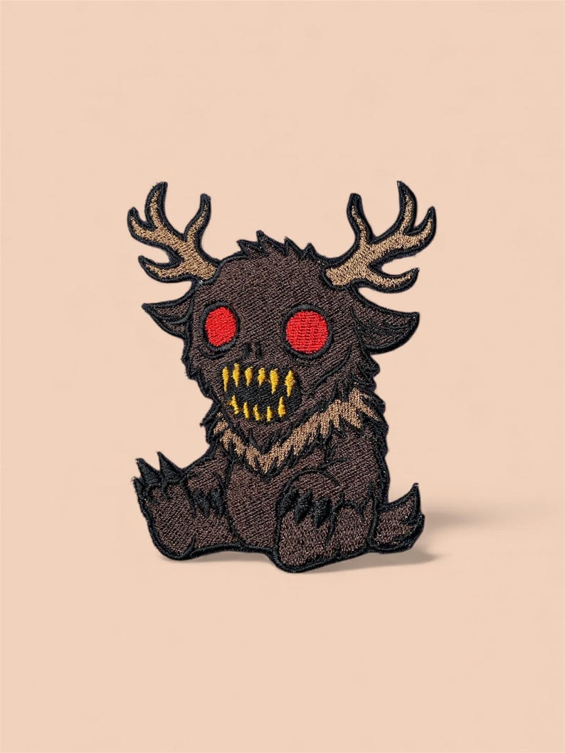 Parche bordado de Wendigo espeluznante: Cryptid, termoadhesivo o con velcro para chaqueta y mochila imagen 1