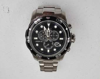 Invicta Pro Diver 15081 Navy Dial + Black Bezel
