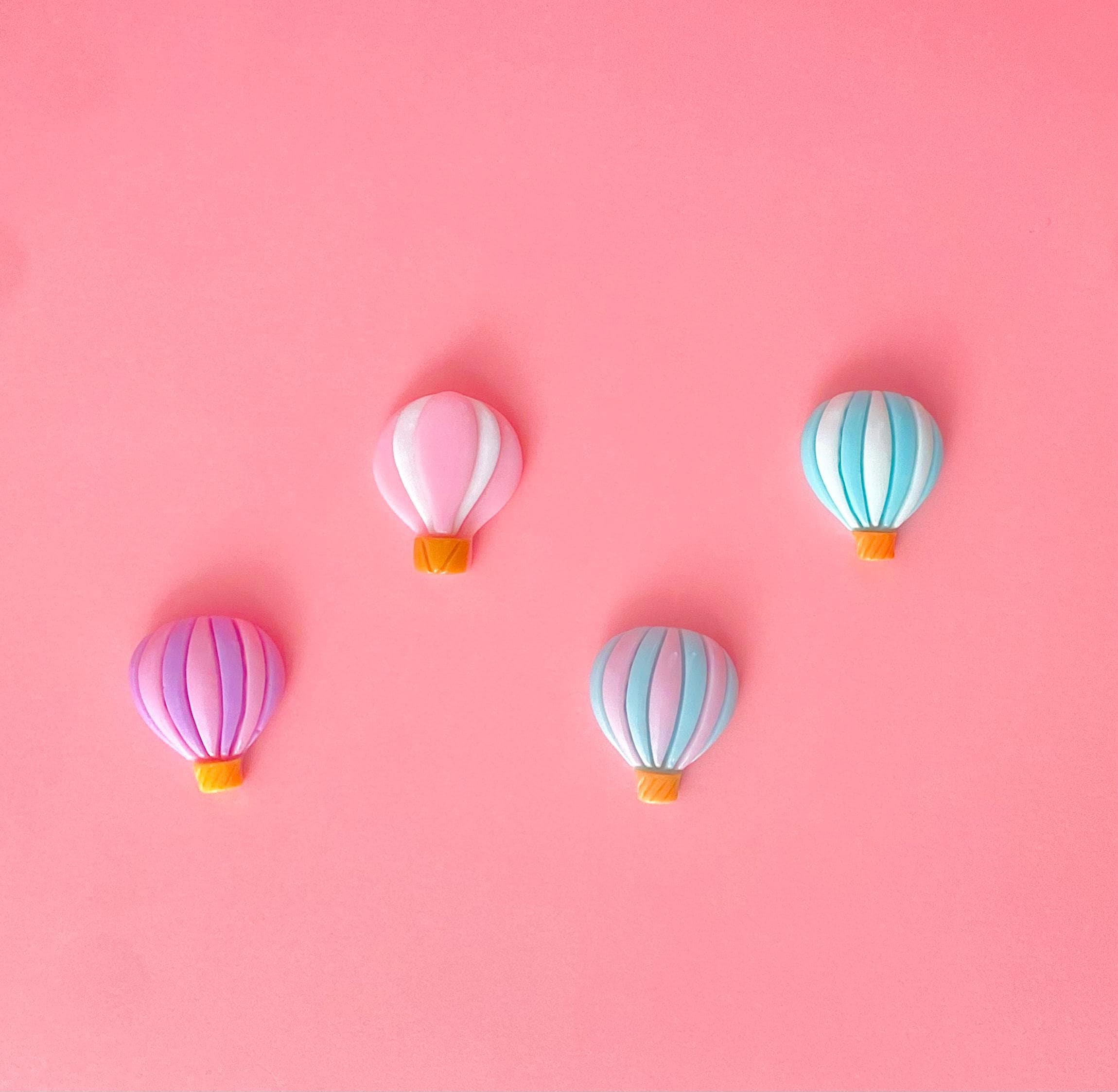 Hot Air Balloon Thumbtacks and Magnets | Set of 4 Hot Air Balloon Magnets or Push Pin Set | Pretty Balloon |  Bulletin Board Thumb Tack