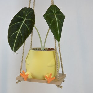 Chick on a Swing Plant Pot Cute Animal Hanging Planter 3D Printed Baby Chicken Gift for Plant Lover Her and Him Unique Hanging Plant Pot image 2
