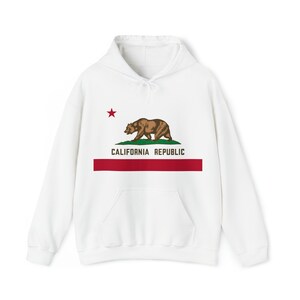 Unisex Heavy Blend™ Hooded Sweatshirt, Flag of California