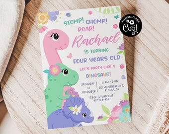 Puede incluir: Una invitación de fiesta de cumpleaños de dinosaurio rosa, verde y morado con flores y el texto "STOMP! CHOMP! ROAR! Rachael cumple CUATRO AÑOS ¡Vamos a festejar como un DINOSAURIO!" Sábado 12 de diciembre, 11:00 AM - 2:00 PM, 251 Montreal Ave, Regina, CA. RSVP a Emma al 987-123-4567.