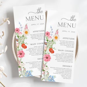 Plantilla de tarjeta de menú de flores silvestres Tarjeta de menú de flores silvestres Menú de baby shower Decoración floral bohemia Menú de flores silvestres pequeñas Menú de almuerzo de despedida de soltera BB4