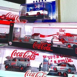 M2 Machines 1:64 2020 Coca-Cola Auto-Haulers Release 3 Trucks Set