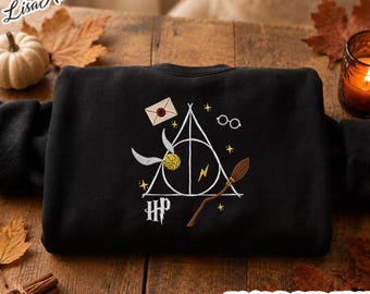 Embroidered Sweatshirt Wizard, Fantasy sweatshirt, Magic sweatshirt, School of Witchcraft and Wizardry, Magic wand, Wizard staff