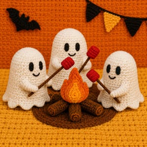 Ensemble de fantômes au crochet pour feu de camp, fantômes amigurumi d'Halloween, décorations en guimauve effrayantes, ensemble de décorations d'automne faites à la main