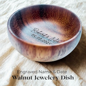 Personalized wood ring dish holder, engraved ring holder, wooden dish jewellery holder, ring dish, wedding ring dish