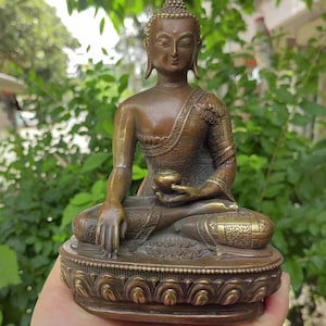Antiqued Bronze buddha tibetan Buddha Statue for Home Decor,Outdoor for Zen Decor Buda Indoor Gift for Relaxation Meditation or Shrine PD392