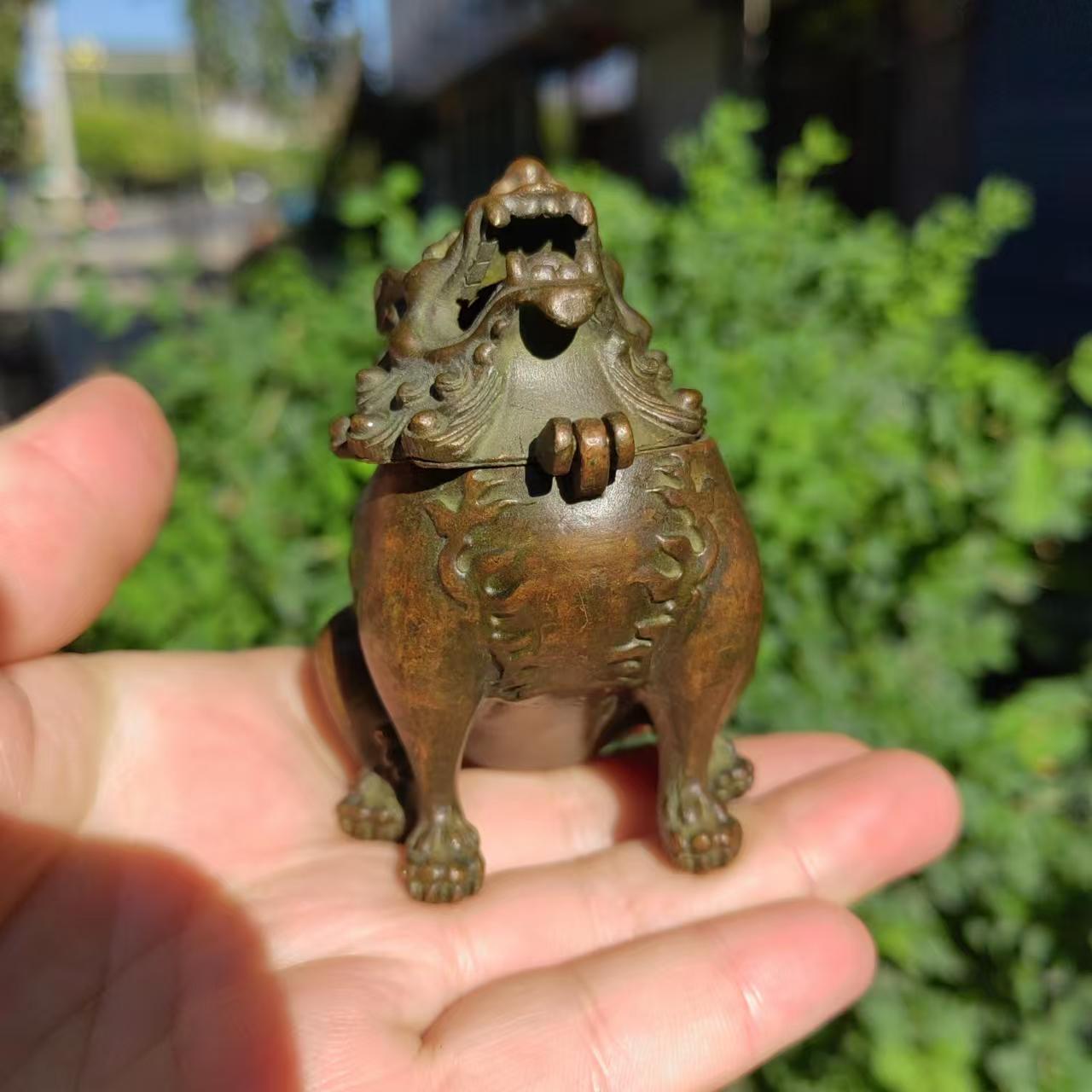 ブロンズ製香炉 九龍の彫刻 ブロンズ製香炉 九龍の彫刻