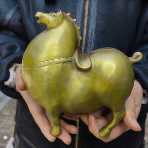 Vintage finds Bronze War Horse, Pure Copper Statue of fat Horserass Sculpture Collectable Table Decor Animal Figurine for Living Room PDD480