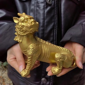 Wealth Pixiu Statue Feng Shui Decor Kirin Pi xiu, Copper kylin,Bronze unicorn Figurine, Foo-Dogs Lion Temple Guardian,Fengshui Decor PDD232 image 1