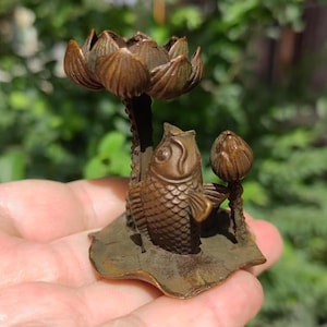 Copper Incense Cone Holder, Brass fish incense burner, Buddha fish lotus Burner sandalwood tranquilizing censer tea ceremony Zen ornaments