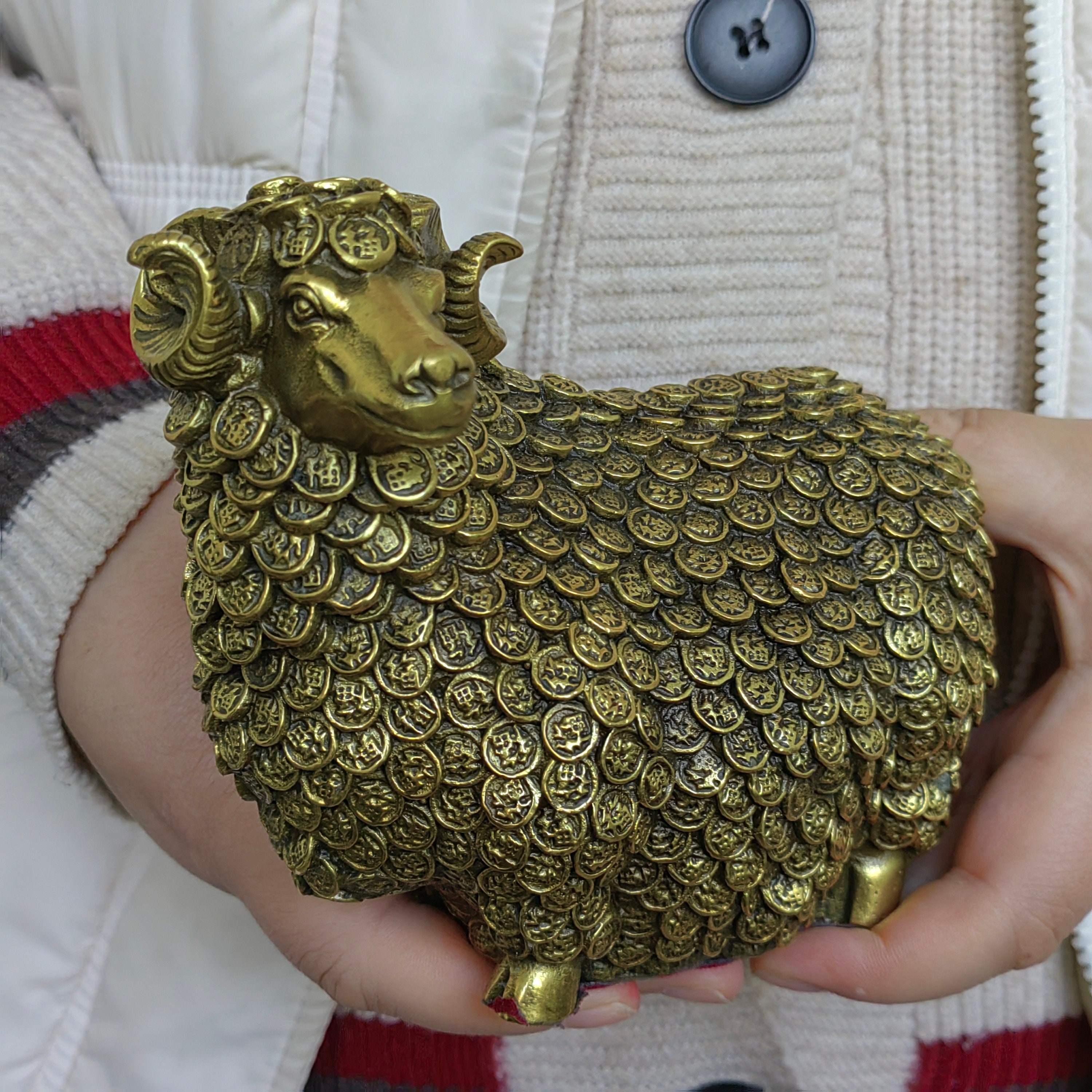 真鍮製の羊の像、コレクター向け銅彫刻、幸運を呼ぶ装飾品 - Etsy 日本
