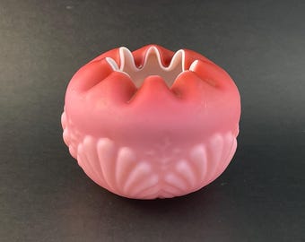 Antique Pink Satin Glass Rose Bowl Vase, Clam Shell Pattern